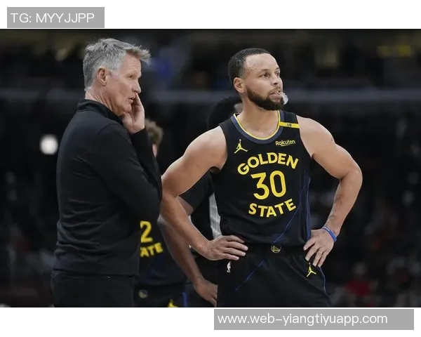 库里谈赛季开局的疯狂与挑战感受脖子被抓的平淡心态