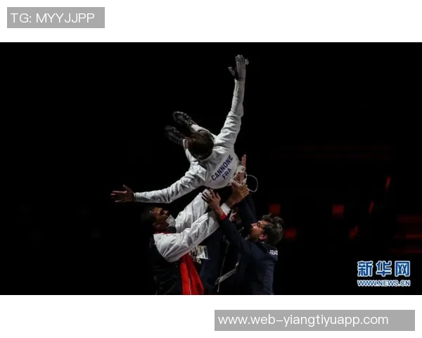 拜尔扔飞镖庆祝动作致敬斯蒂芬邦廷展现飞镖运动精神