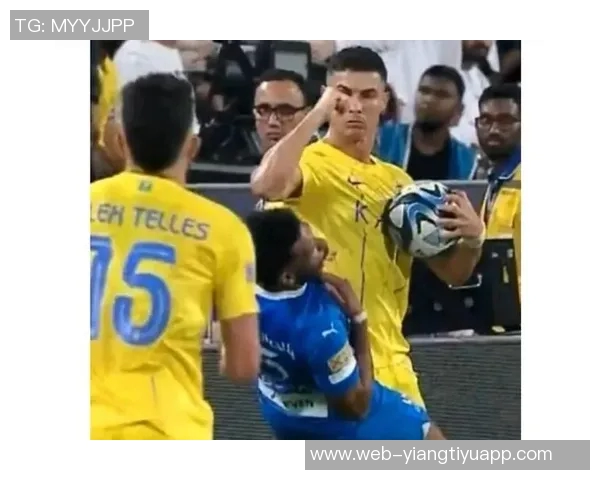 C罗因肘击被红牌罚下葡萄牙媒体预测将禁赛三场但FIFA态度不同